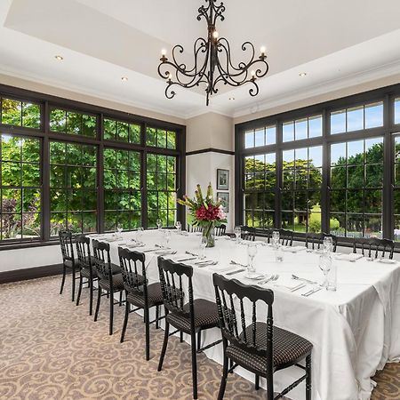 Отель Peppers Manor House Sutton Forest Экстерьер фото