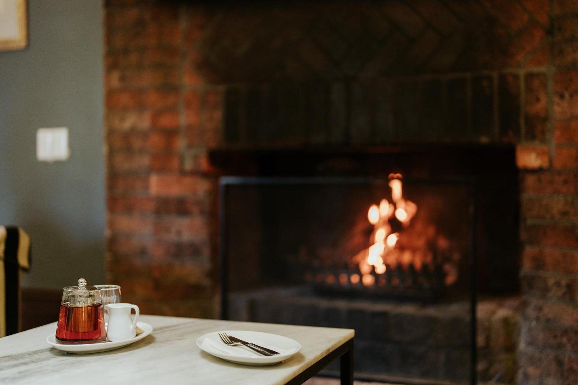 Отель Peppers Manor House Sutton Forest Экстерьер фото