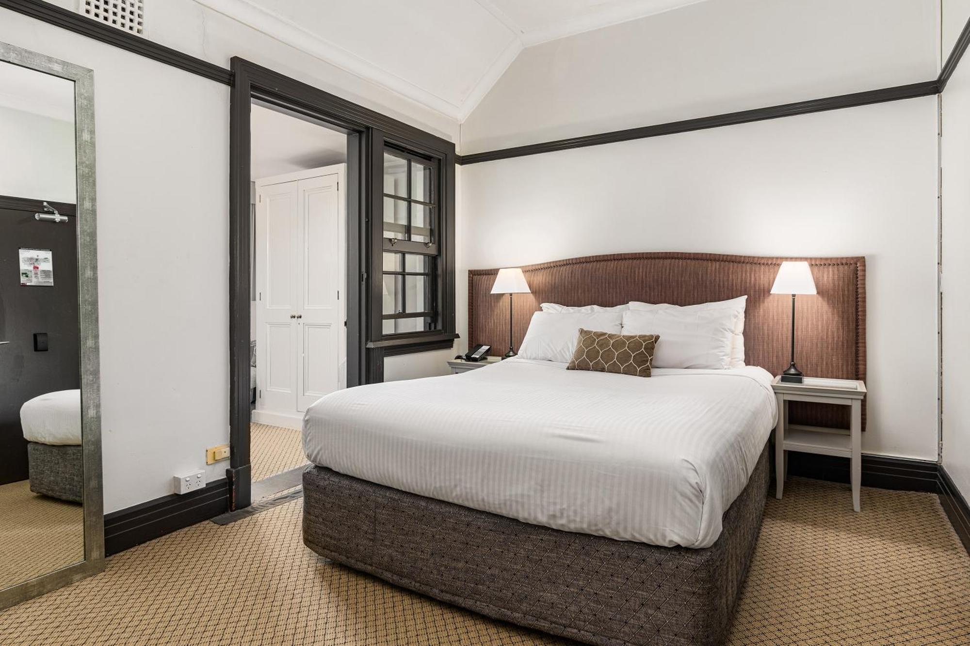 Отель Peppers Manor House Sutton Forest Экстерьер фото
