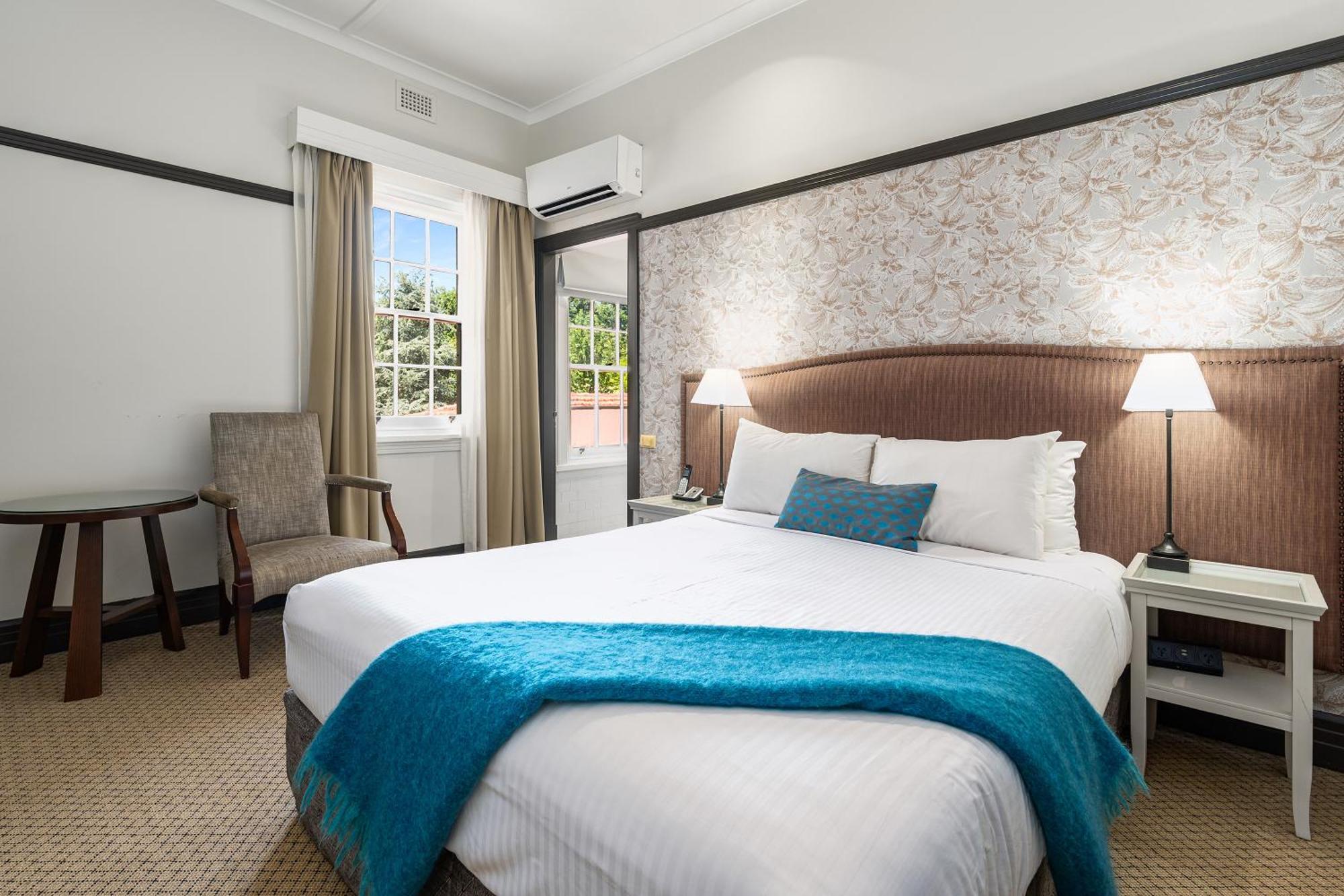 Отель Peppers Manor House Sutton Forest Экстерьер фото