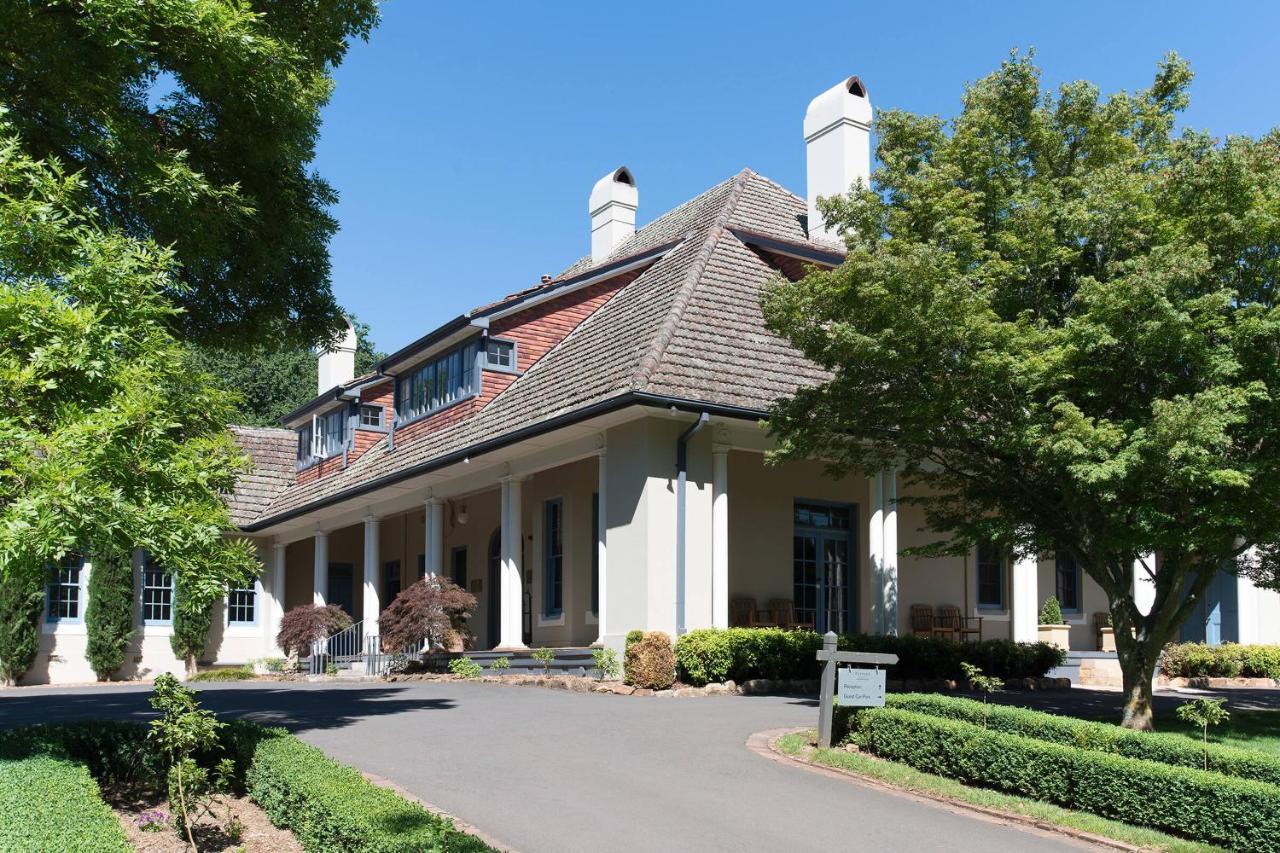 Отель Peppers Manor House Sutton Forest Экстерьер фото