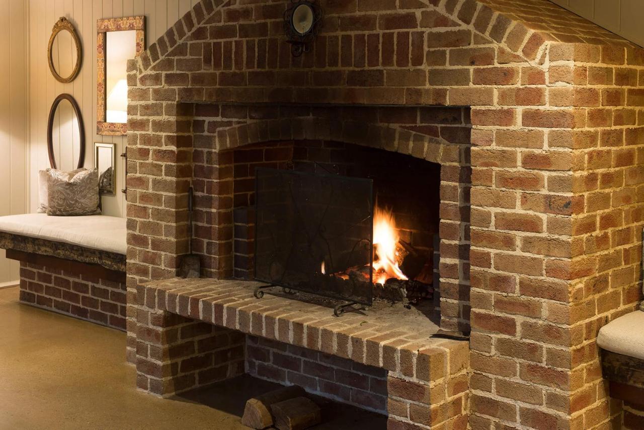 Отель Peppers Manor House Sutton Forest Экстерьер фото
